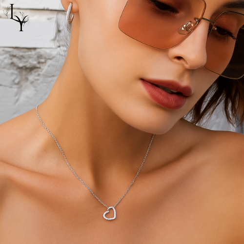 Women’s Heart Necklace – Platinum Plated 925 Silver