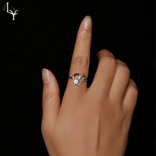 Women’s Moissanite Ring – Platinum Plated 925 Silver